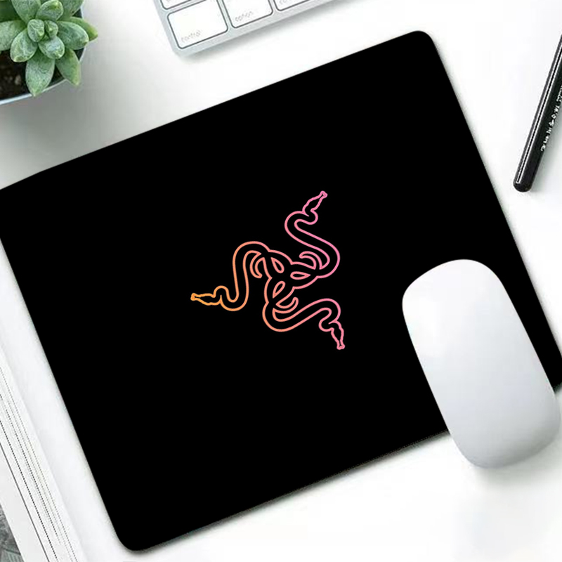Razer Luxury Mouse Pad Anime G - Gaming Accessories For Laptop incelemesi ve fiyatı